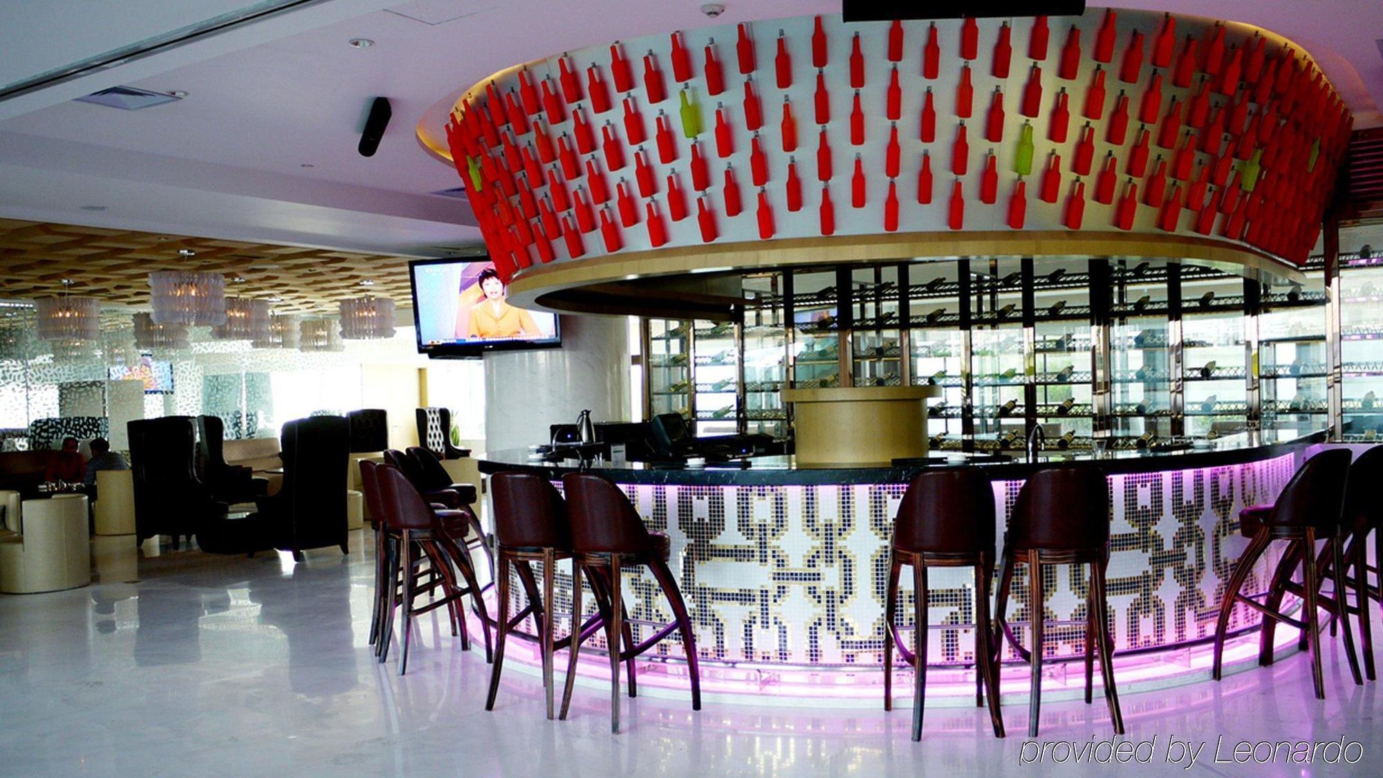 Holiday Inn Shijiazhuang Central By Ihg ภายนอก รูปภาพ